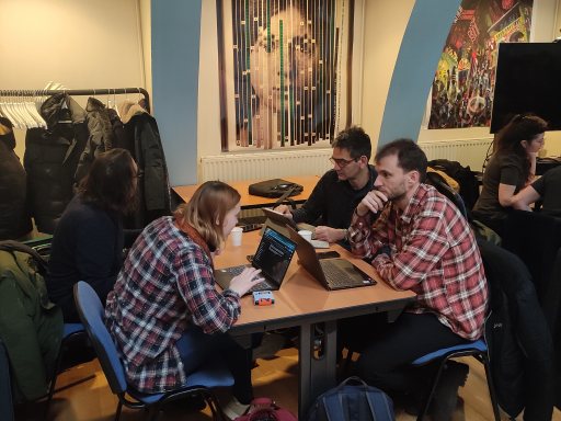 Travail en équipes @Béatrice Carreto